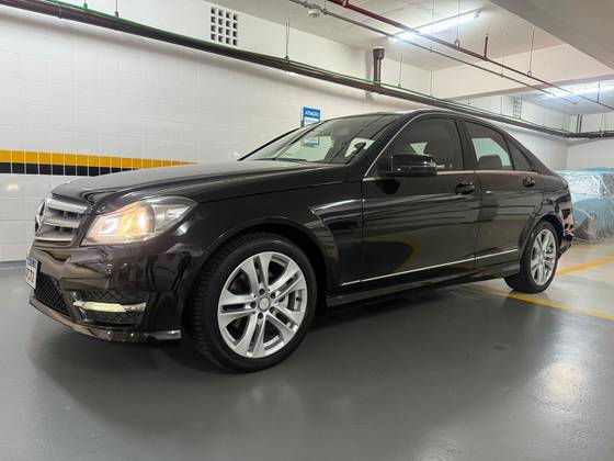 MERCEDES-BENZ C 200 1.8 CGI AVANTGARDE 16V GASOLINA 4P AUTOMÁTICO MERCEDES-BENZ C 200 1.8 CGI AVANTGARDE 16V GASOLINA 4P AUTOMÁTICO